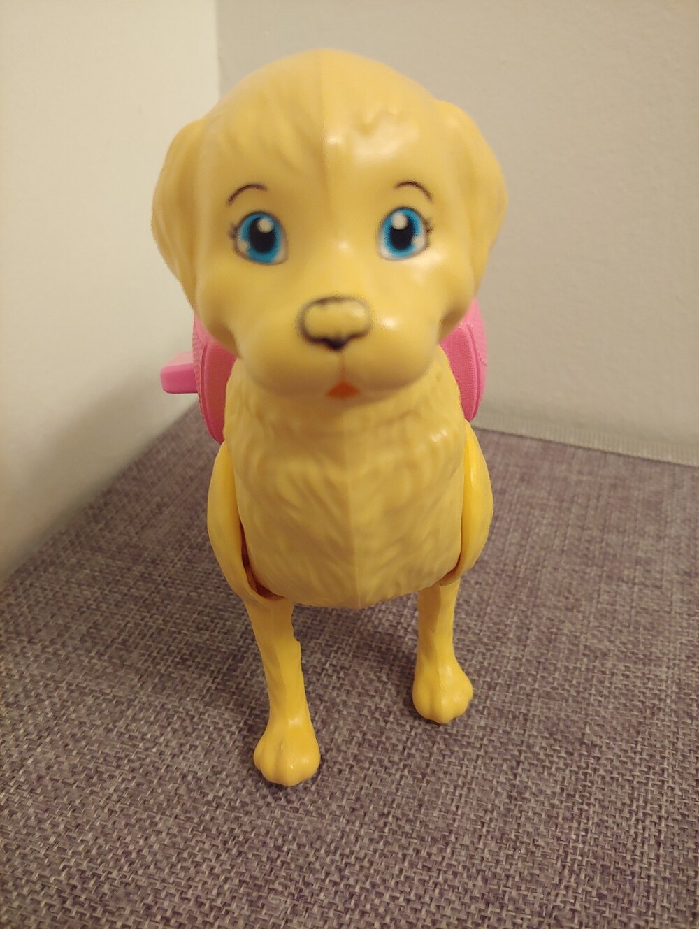Barbie 2015 Pet Dog Golden Retriever